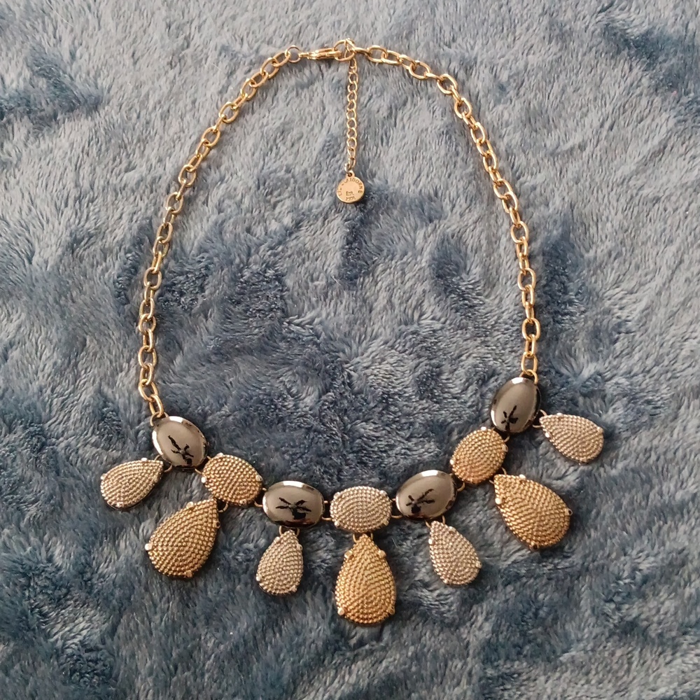 Liz Claiborne tri-color necklace